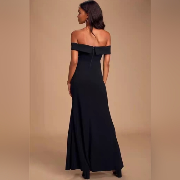 Long dress - Picture 3 of 4